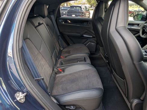 Used 2024 Porsche Cayenne Turbo GT image 24