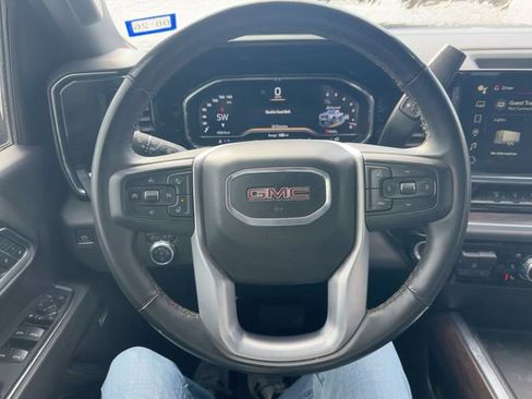 Used 2024 GMC Sierra 2500 SLT w/ SLT Convenience Package AWD/4WD image 13