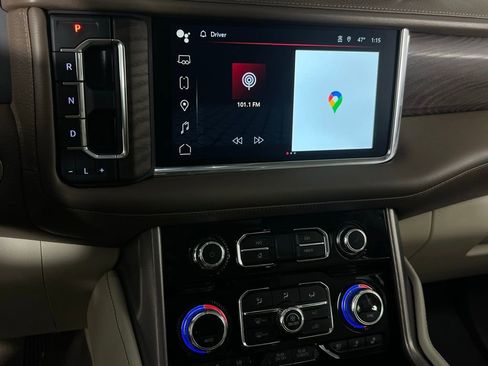 Used 2022 GMC Yukon Denali w/ Max Trailering Package image 17