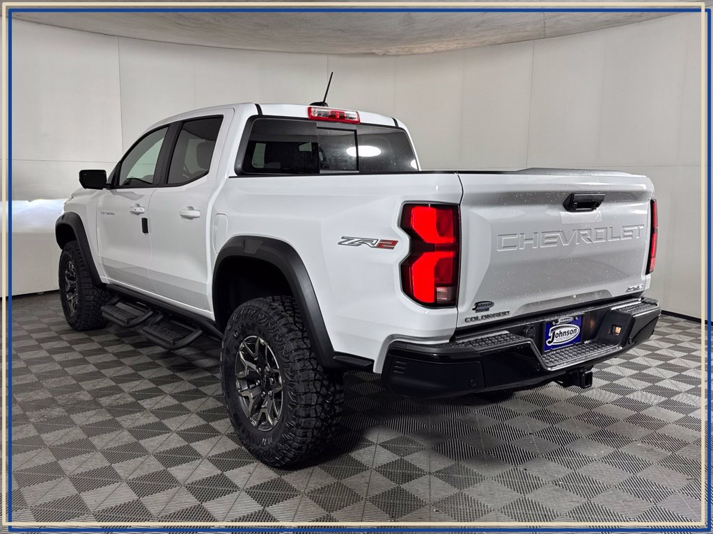 New 2026 Chevrolet Colorado ZR2 w/ Technology Package AWD/4WD image 9