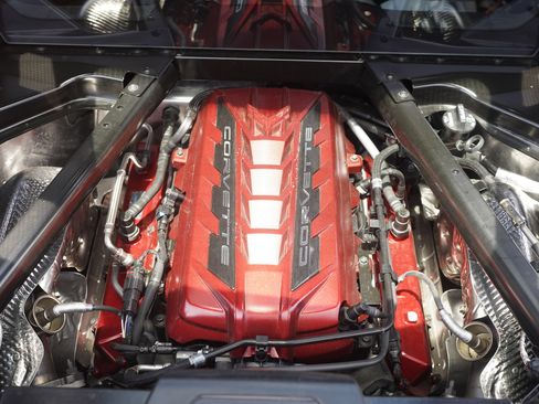 Used 2024 Chevrolet Corvette Stingray Premium Cpe w/ Z51 Performance Package RWD image 48