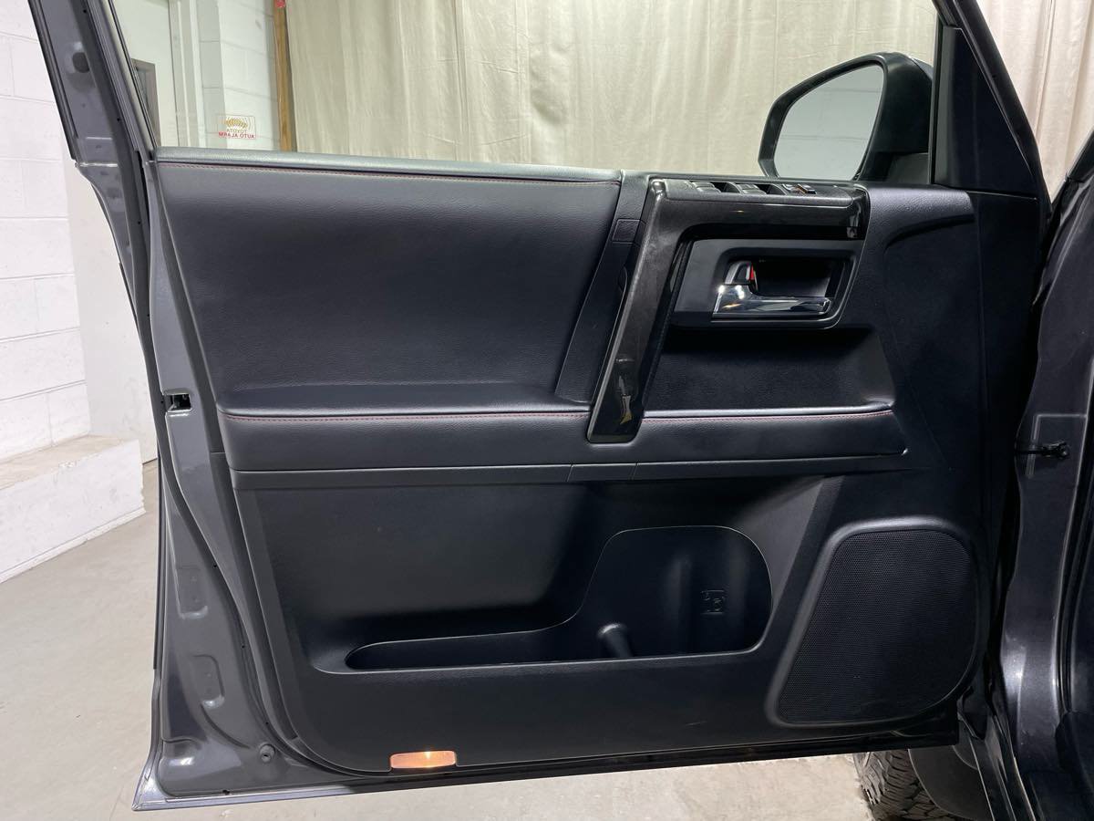 Used 2020 Toyota 4Runner TRD Pro AWD/4WD image 8