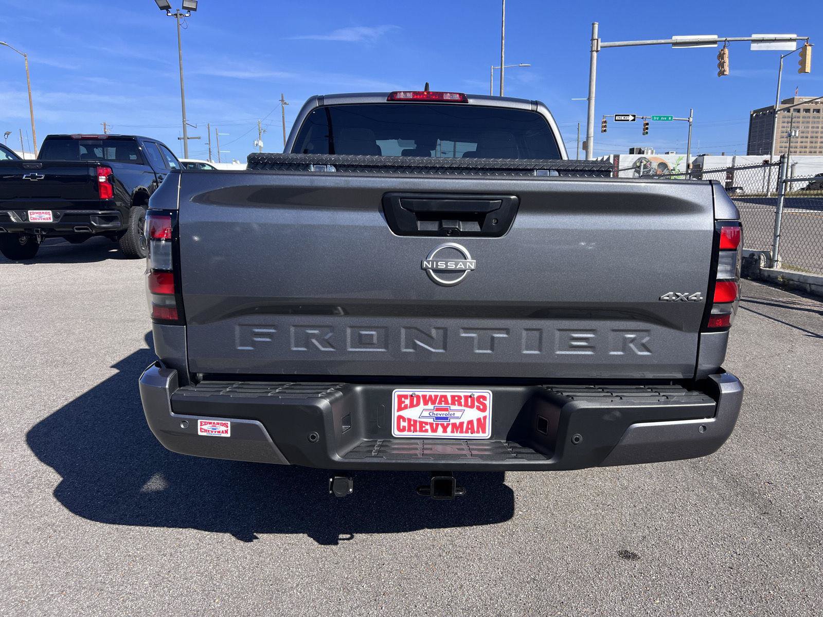 Used 2025 Nissan Frontier SV AWD/4WD image 29