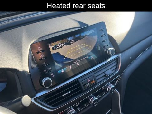 Used 2018 Honda Accord Touring image 16