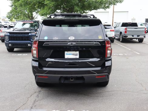 Used 2021 Chevrolet Tahoe Z71 w/ Z71 Signature Package AWD/4WD image 9