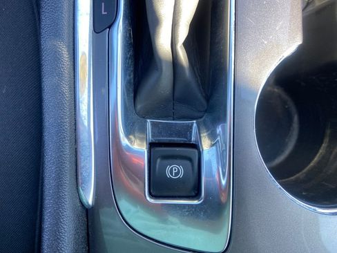 Used 2023 Chevrolet Malibu LT w/ Driver Confidence Package image 31