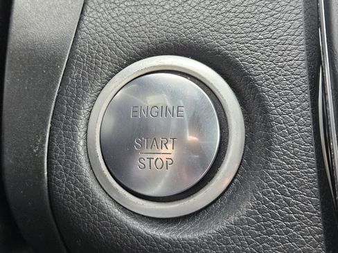 Used 2019 Mercedes-Benz GLC 300 image 21