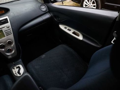 Used 2008 Toyota Yaris Sedan image 25