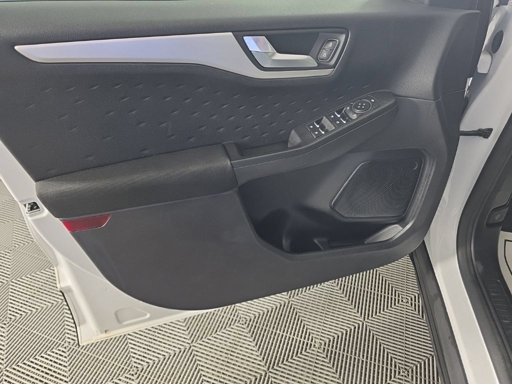 Used 2020 Ford Escape SE AWD/4WD image 11