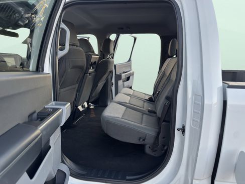 Used 2024 Ford F350 XLT image 35