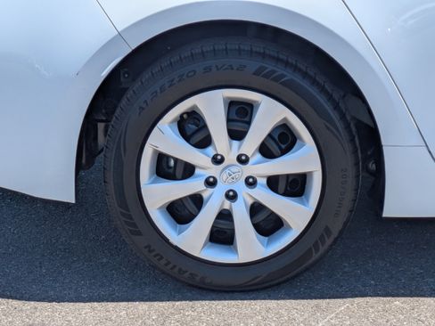 Used 2024 Toyota Corolla LE FWD image 9