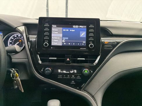 Used 2024 Toyota Camry LE image 24
