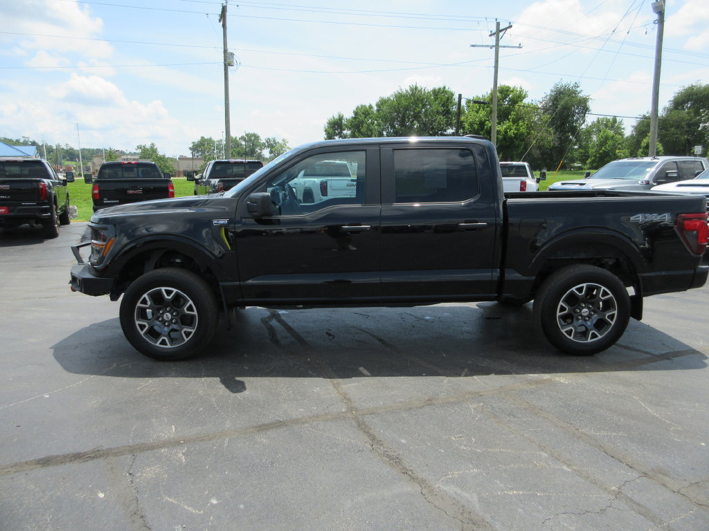 Used 2024 Ford F150 STX AWD/4WD image 9