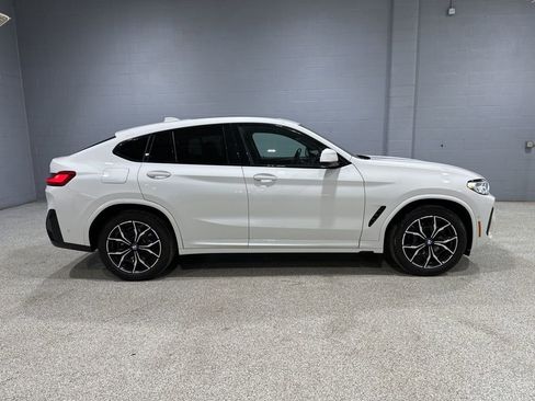 Used 2023 BMW X4 xDrive30i w/ M Sport Package image 2