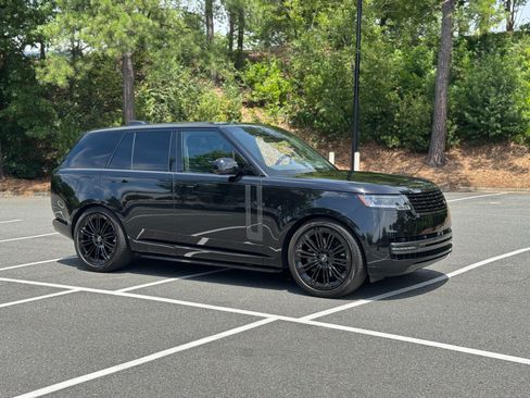 Used 2024 Land Rover Range Rover SE AWD/4WD image 15