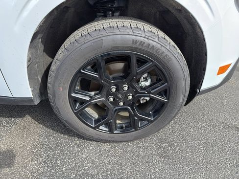 New 2026 Ford Maverick XLT w/ XLT Luxury Package image 10