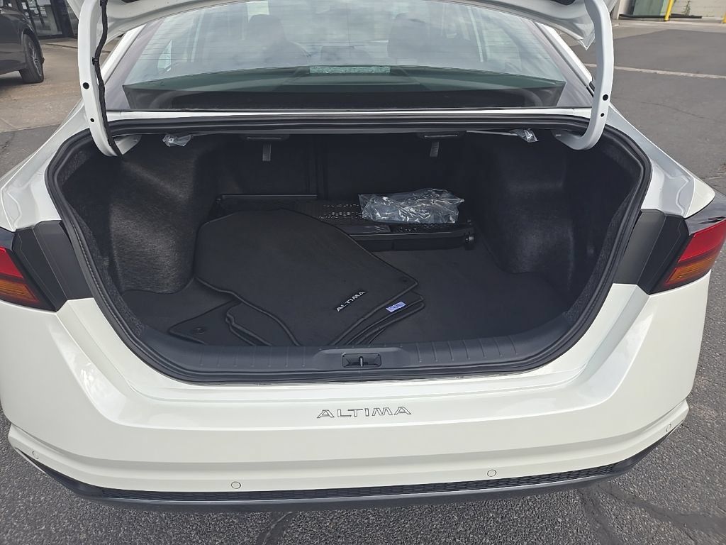New 2026 Nissan Altima 2.5 SV AWD/4WD image 24