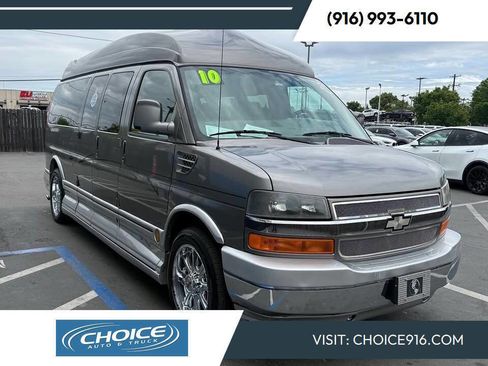 Used 2010 Chevrolet Express 2500 Extended w/ Preferred Equipment Group RWD image 1