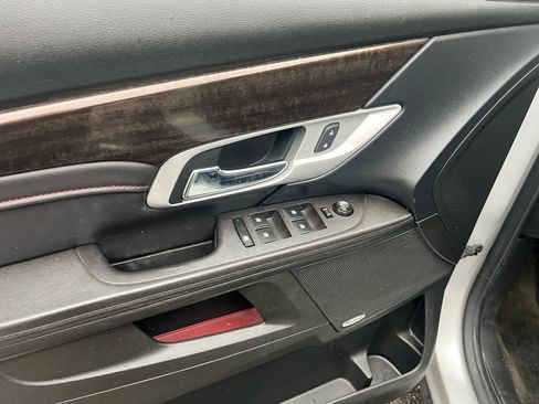 Used 2017 GMC Terrain Denali image 23