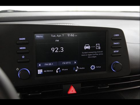 Certified 2025 Hyundai Elantra Sport FWD image 10