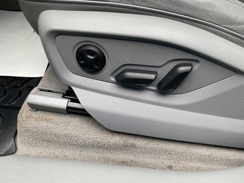 Used 2018 Audi Q7 3.0T Premium Plus w/ Premium Plus Package image 19