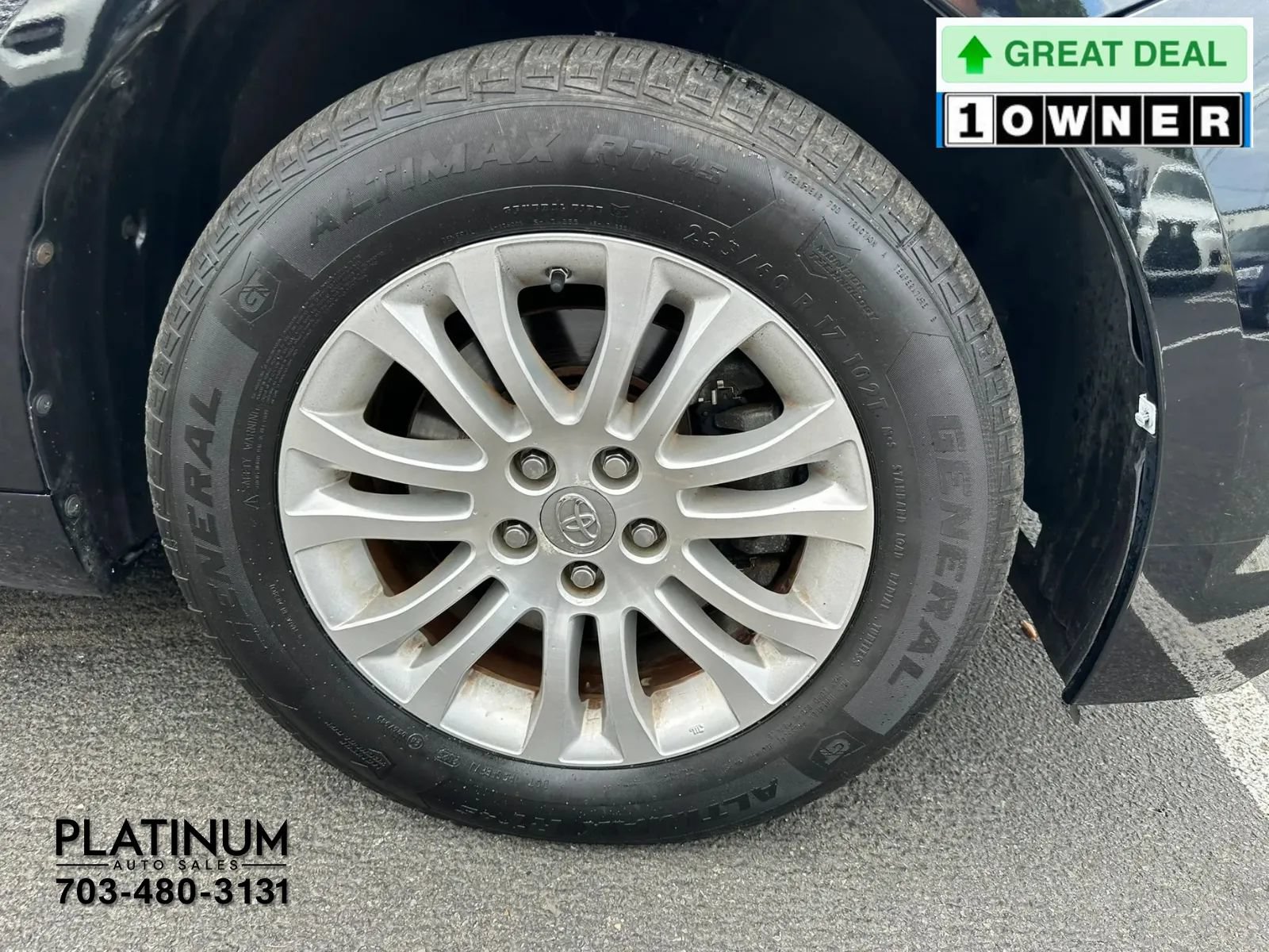 Used 2015 Toyota Sienna XLE Premium FWD image 22