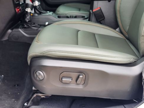 New 2026 Jeep Gladiator Mojave AWD/4WD image 17