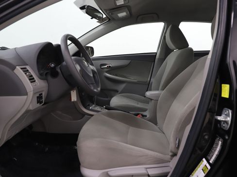 Used 2010 Toyota Corolla LE image 21