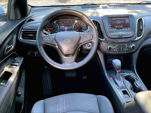 Used 2023 Chevrolet Equinox RS image 5