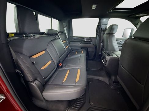 Used 2025 GMC Sierra 3500 AT4 w/ AT4 Premium Plus Package AWD/4WD image 28