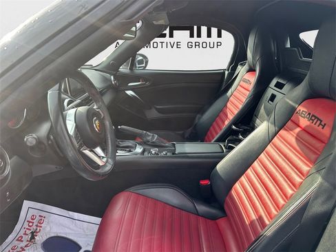 Certified 2018 FIAT 124 Spider Abarth w/ Convenience Group image 23