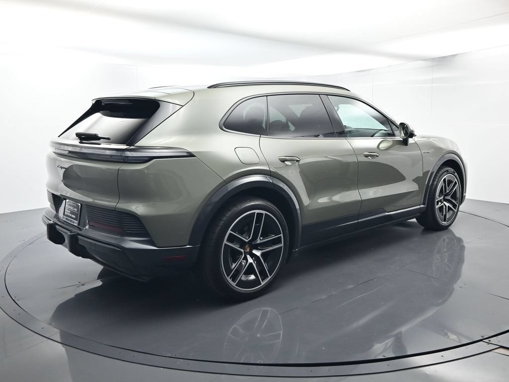Certified 2026 Porsche Cayenne Electric AWD/4WD image 15