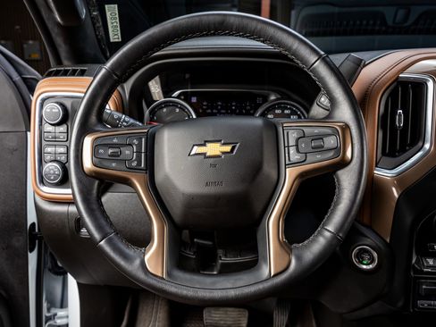 Used 2023 Chevrolet Silverado 3500 High Country image 19