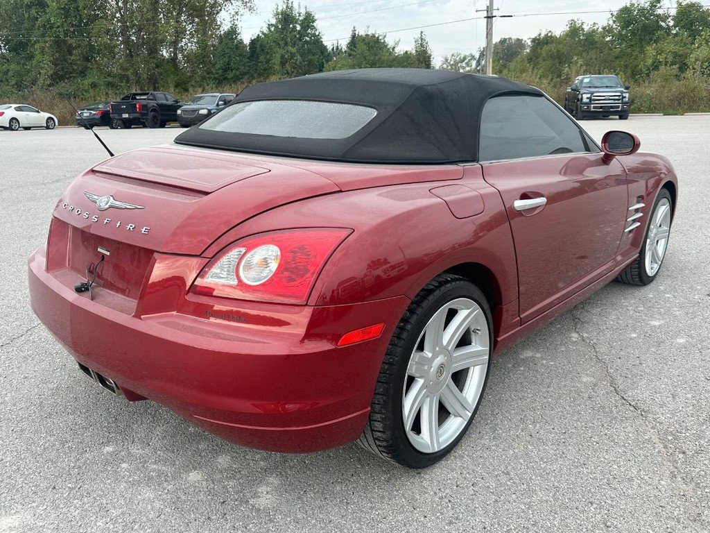 Used 2005 Chrysler Crossfire Limited RWD image 5