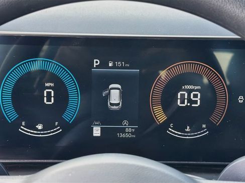 Certified 2025 Hyundai Tucson SE FWD image 12