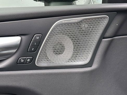 New 2026 Volvo XC60 T8 Ultra w/ Climate Package image 12