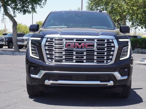 New 2026 GMC Yukon Denali w/ Denali Reserve Package AWD/4WD image 7