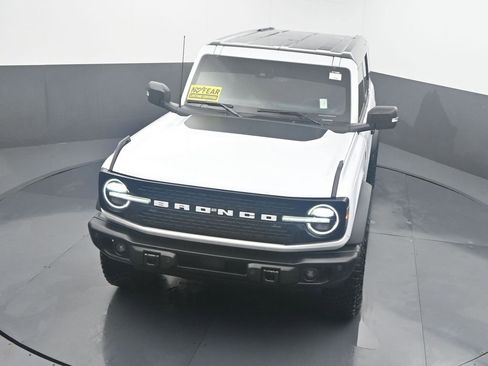 New 2025 Ford Bronco Badlands image 41