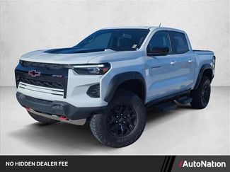 Used 2025 Chevrolet Colorado ZR2 w/ Midnight Edition AWD/4WD video 1