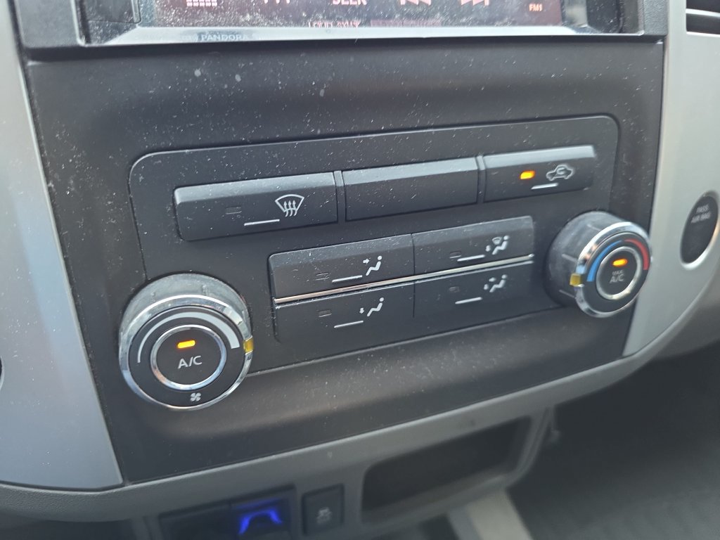 Used 2014 Nissan Frontier SV RWD image 27