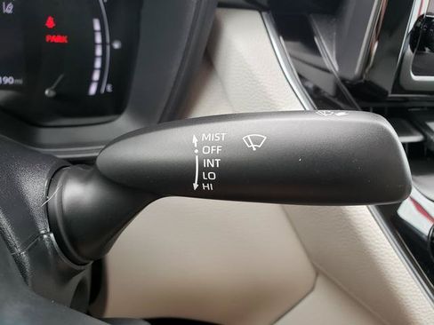 Used 2026 Toyota Corolla Cross L FWD image 23