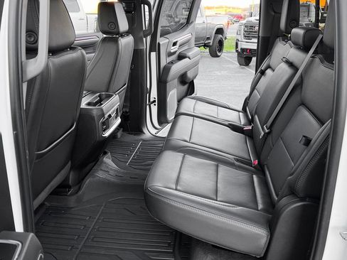 Used 2025 GMC Sierra 1500 Denali image 18