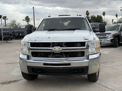 Used 2009 Chevrolet Silverado 3500 LT w/ Interior Plus Package image 3