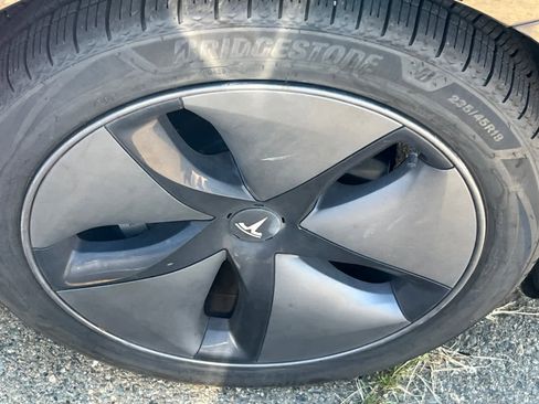 Used 2019 Tesla Model 3 Standard Range RWD image 15