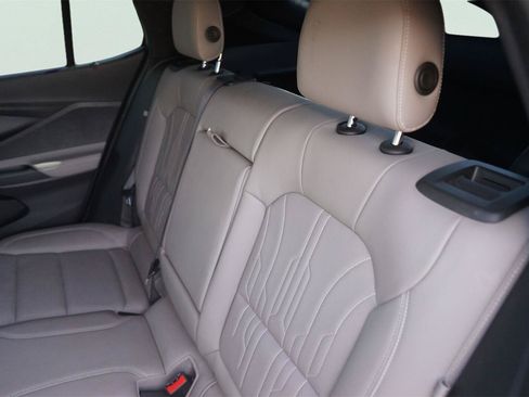 Used 2025 Buick Envista Avenir FWD image 13