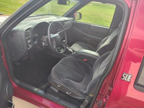 Used 2000 GMC Jimmy SLE AWD/4WD image 5