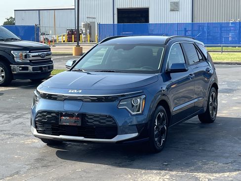 Used 2023 Kia Niro Wind FWD image 3