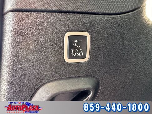 Used 2022 Jeep Grand Wagoneer Series II w/ Premium Group II AWD/4WD image 48