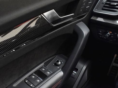 Used 2019 Audi SQ5 Prestige w/ Prestige Package image 35