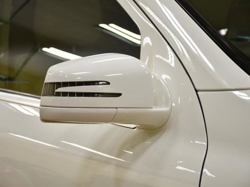 Used 2012 Mercedes-Benz GL 450 4MATIC image 2